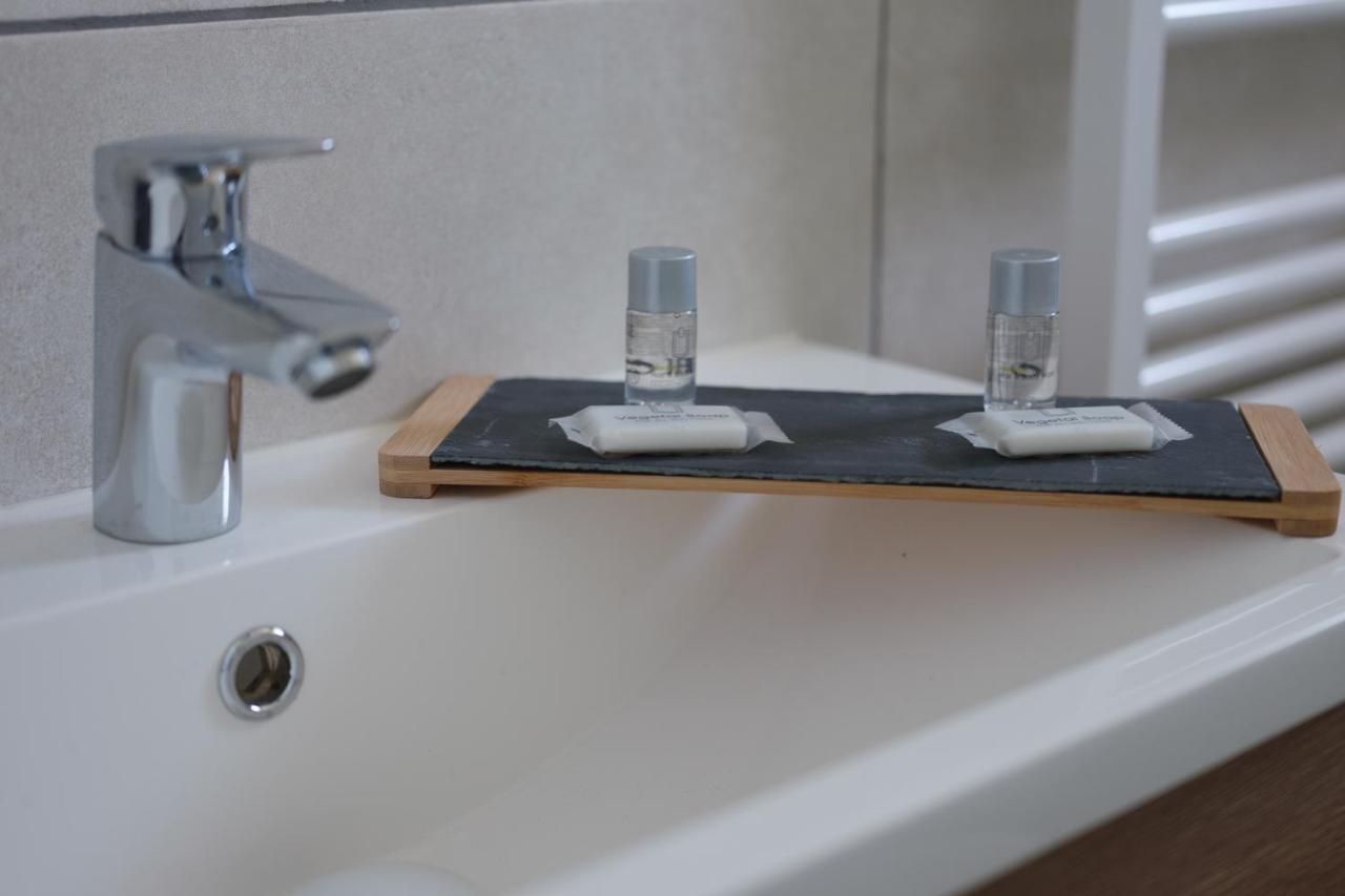 Ferienwohnung L'Eugene - 10Min Du Rer B Le Bourget, Parking, Wifi Drancy Exterior foto