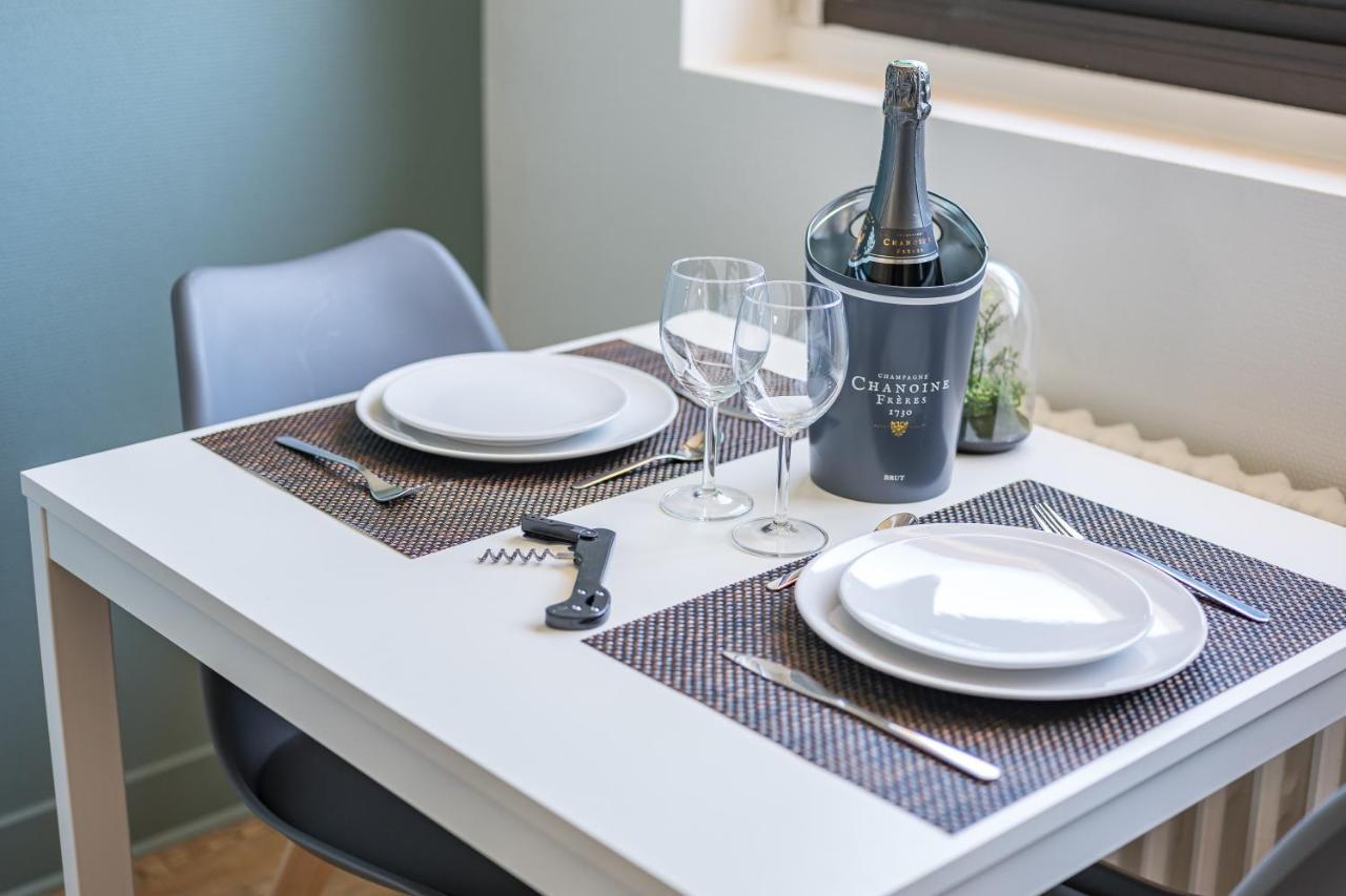 Ferienwohnung L'Eugene - 10Min Du Rer B Le Bourget, Parking, Wifi Drancy Exterior foto
