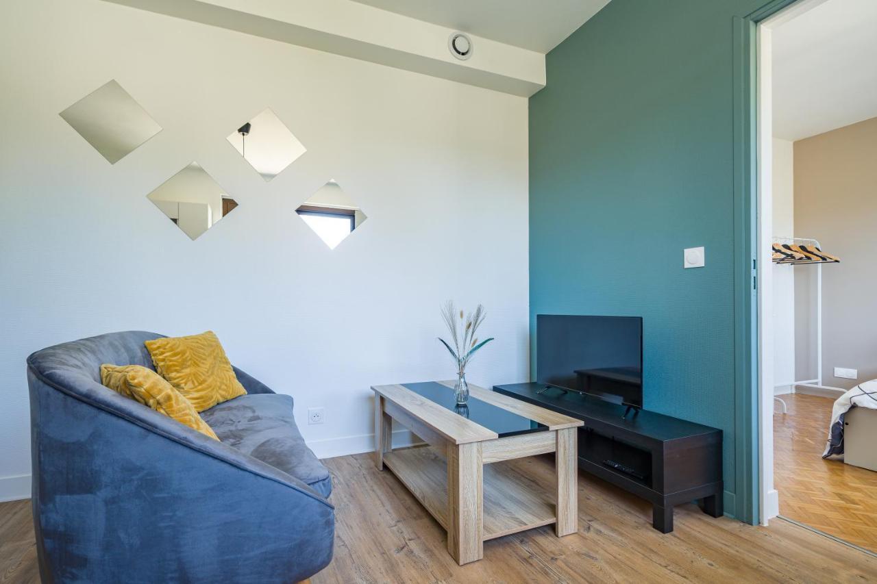 Ferienwohnung L'Eugene - 10Min Du Rer B Le Bourget, Parking, Wifi Drancy Exterior foto